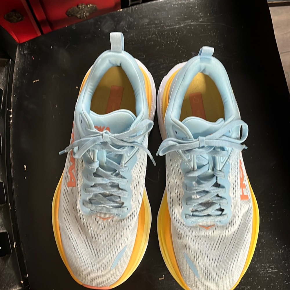 Hoka Bondi 8
